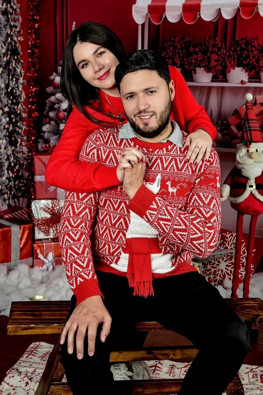 A photo from Efra and Susi's wedding gallery.